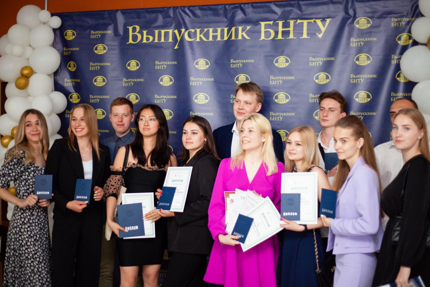 Путь к новым победам: дипломы ИПФ БНТУ – залог успешного развития